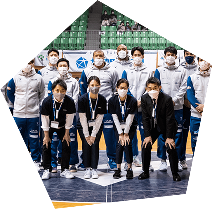 歓声溢れるスタジアムに、便利と安心を。